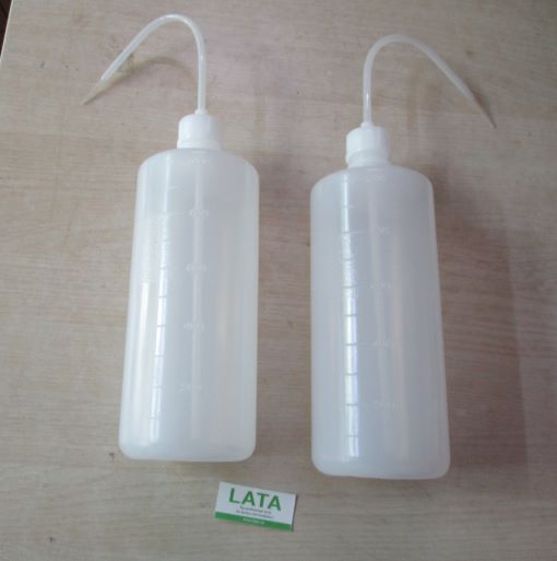 Washing Bottle Bình tia nhựa 1L