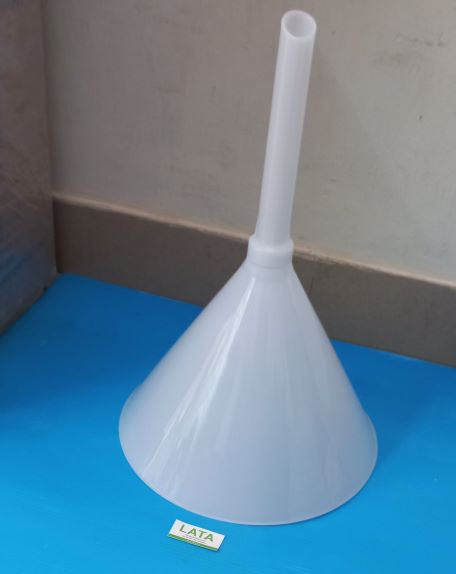 Poly Funnel Phễu nhựa φ300mm
