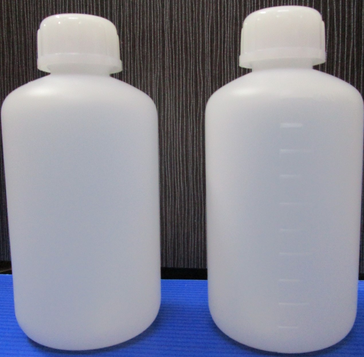 Narrow-Mouth Bottle with Internal Lid Lọ nhựa 250mL